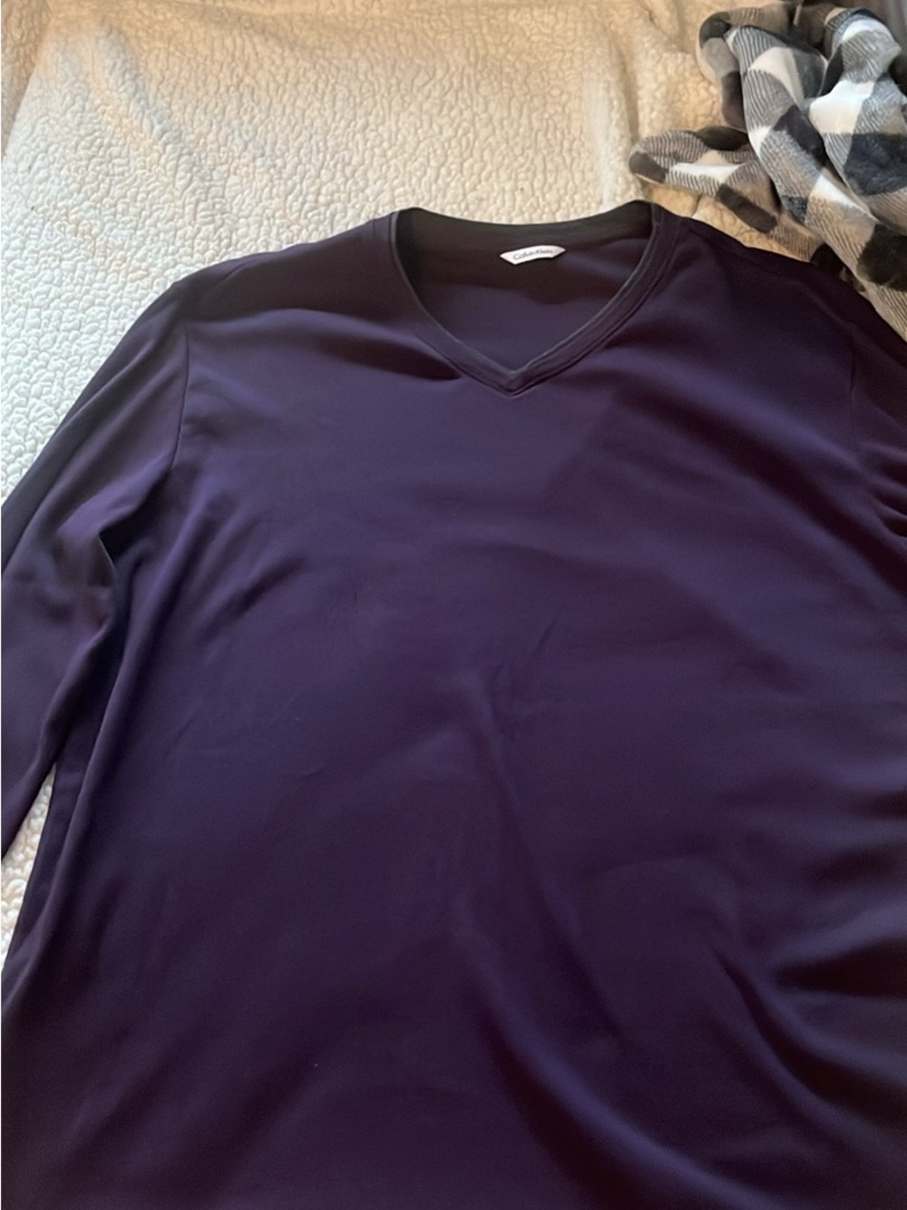 Calvin Klein Men’s V-Neck Long Sleeve Shirt - Dark Purple